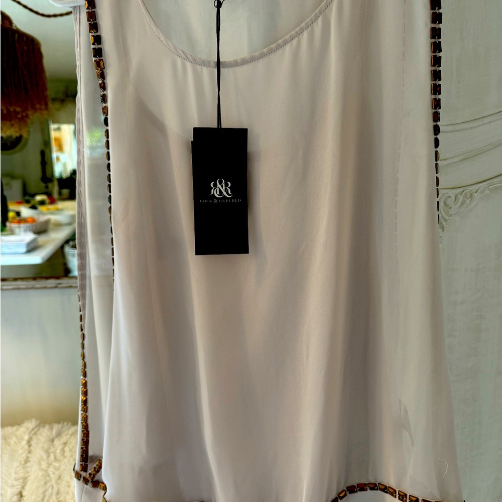 Brand new Rock &Republic never worn